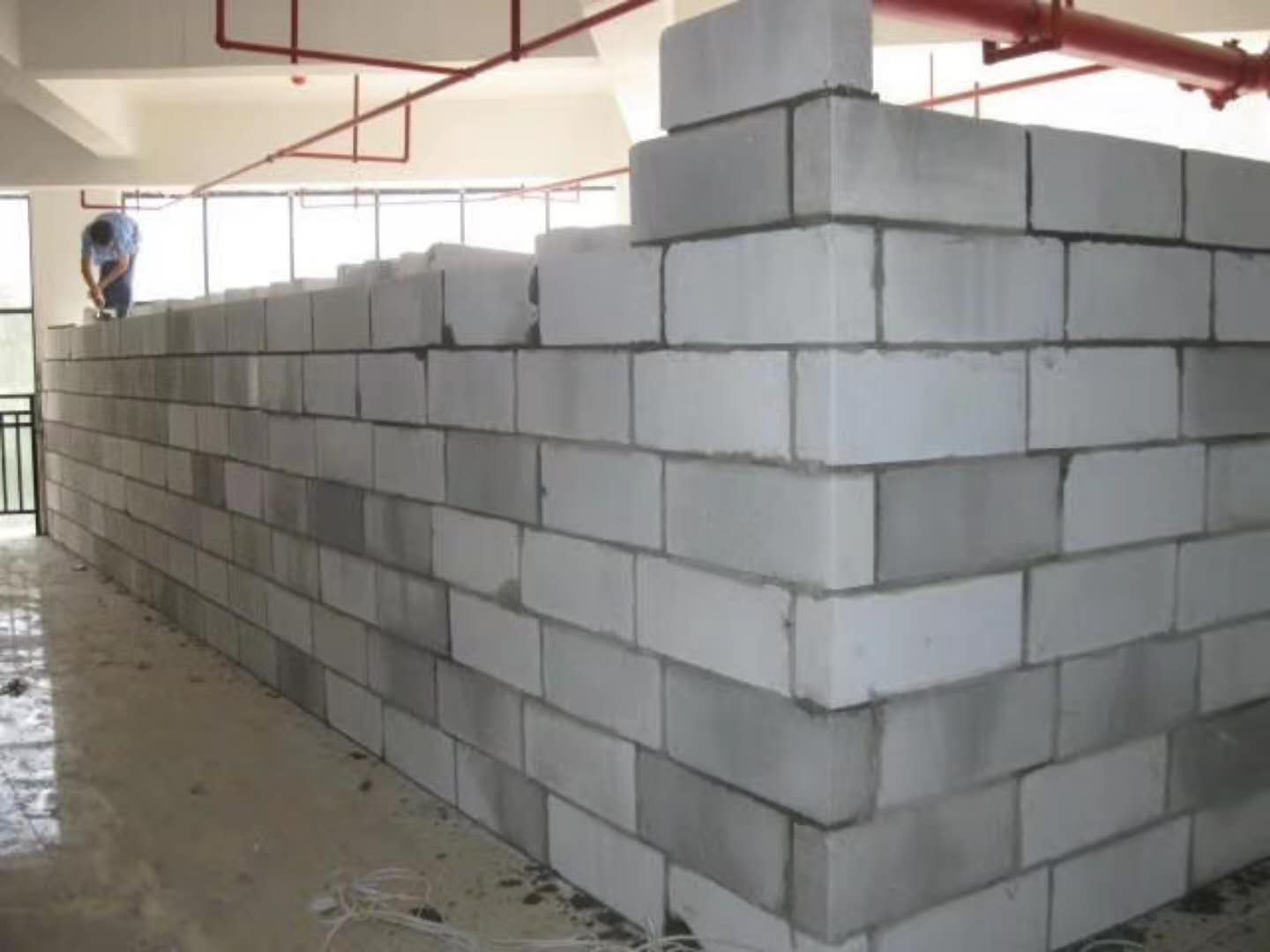 大安蒸压加气混凝土砌块承重墙静力和抗震性能的研究